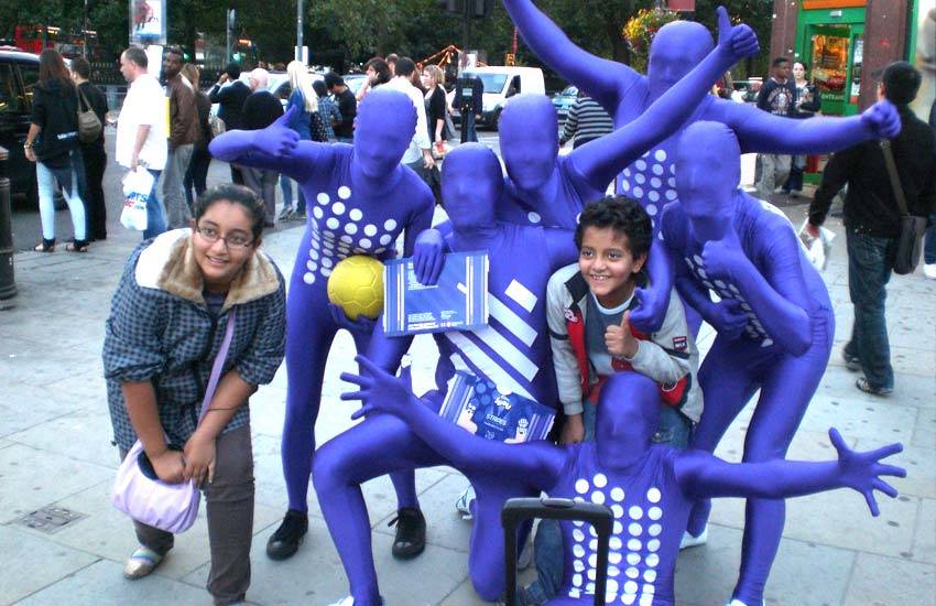 iMP provided product sampling staff & promo staff to support an experiential marketing campaign for Cadbury Cadbury - Product Sampling Campaign